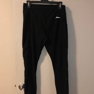 Black workout leggings